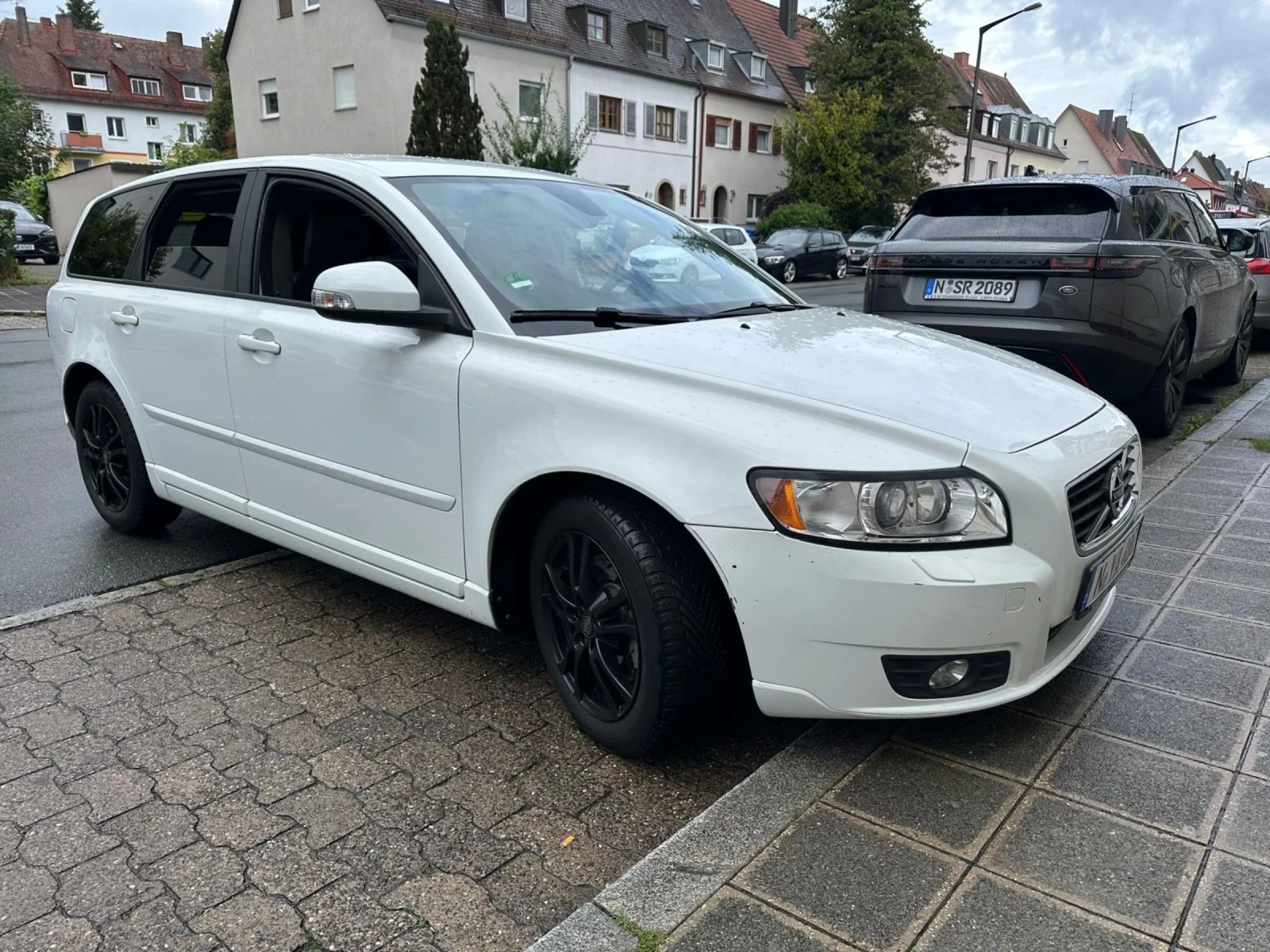Volvo V50 D3-2.0 TDI.150 кс.6 ск. - изображение 2