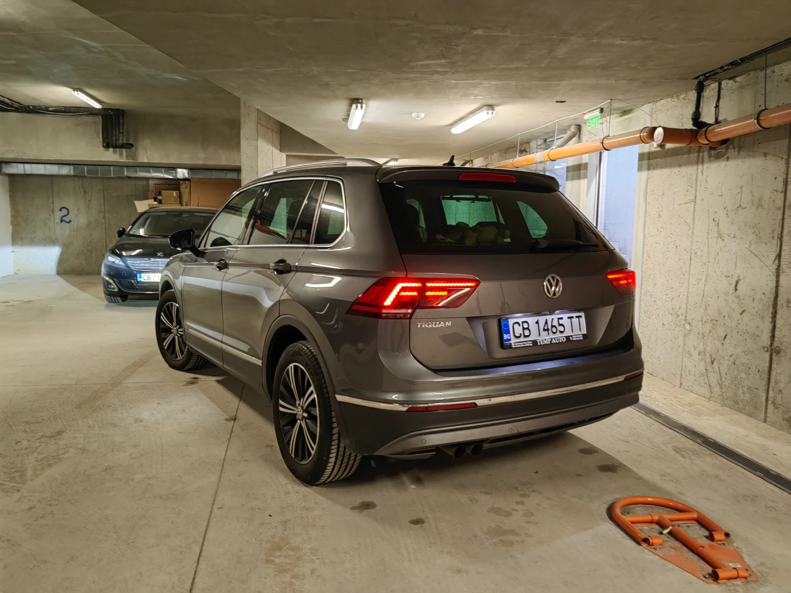 VW Touran High Line 190Hp - изображение 5