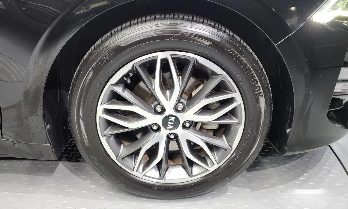 Kia K5  - изображение 5
