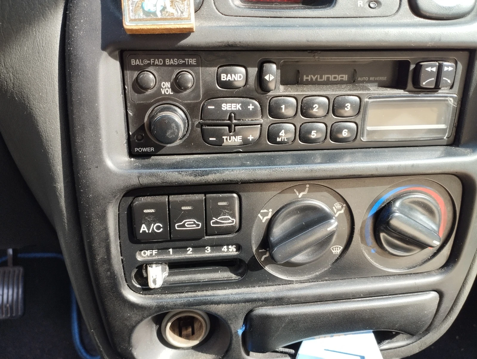 Hyundai Accent 1.5 - изображение 5