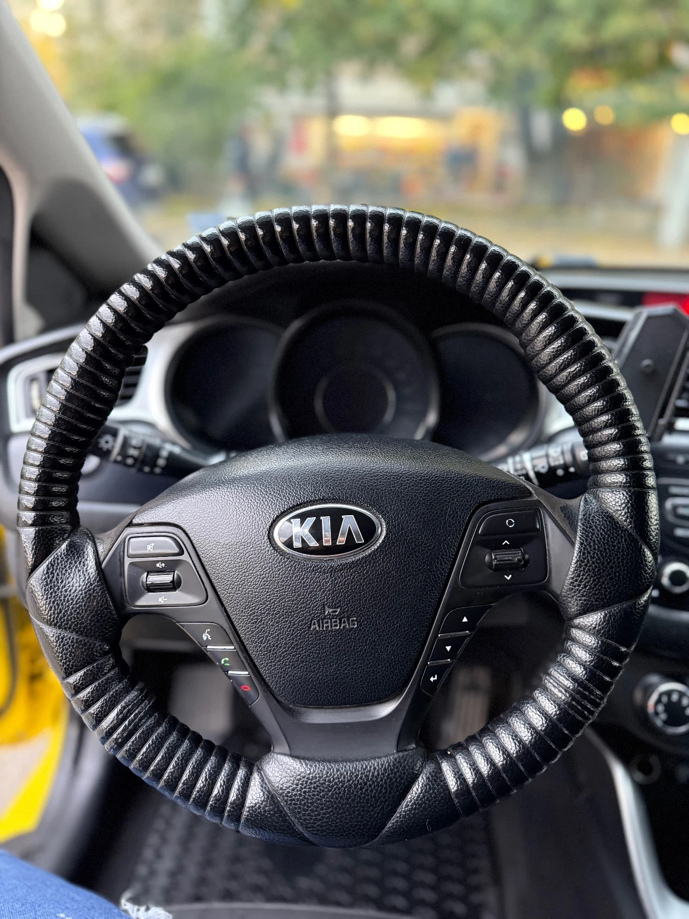 Kia Ceed | Mobile.bg   13