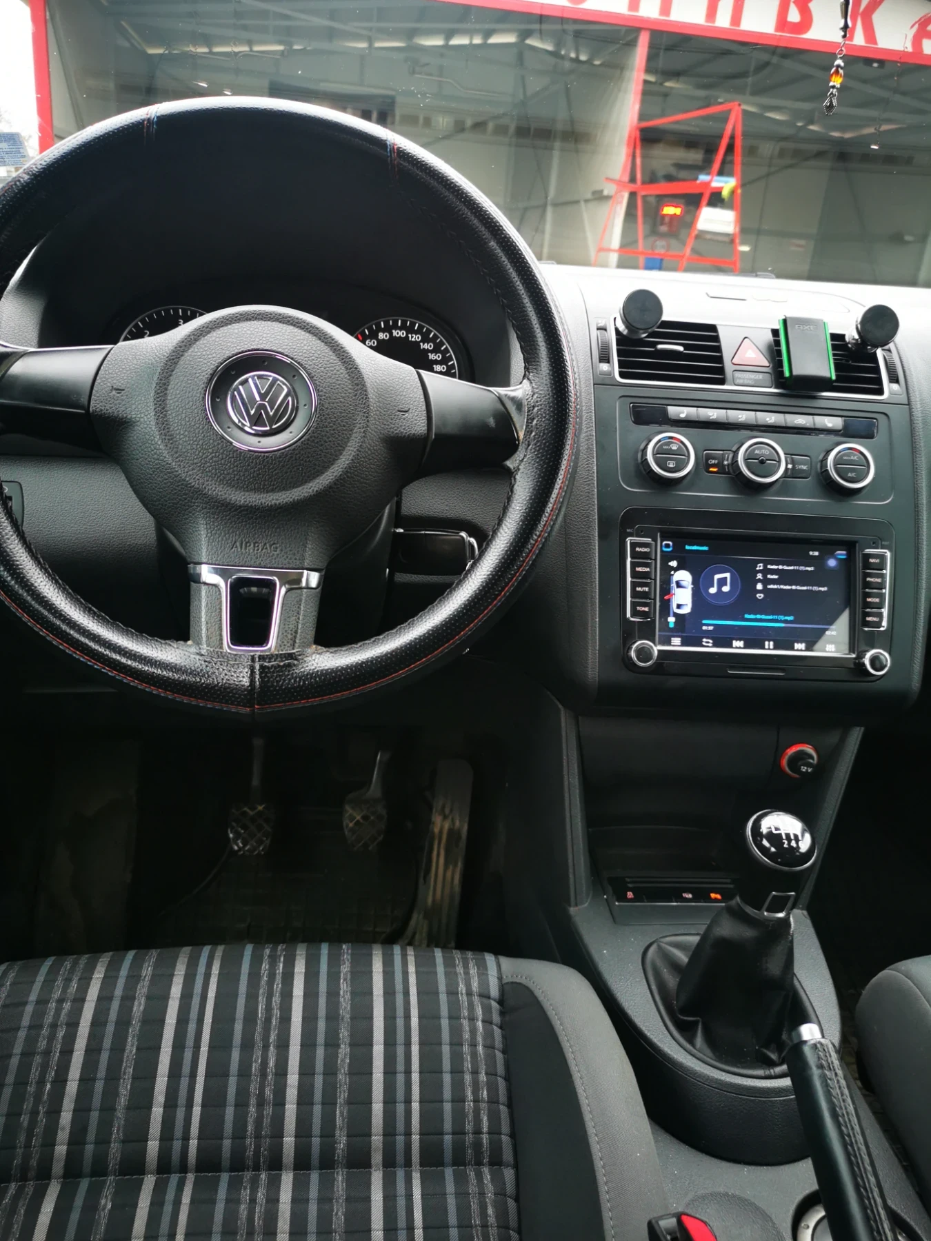 VW Touran | Mobile.bg   6