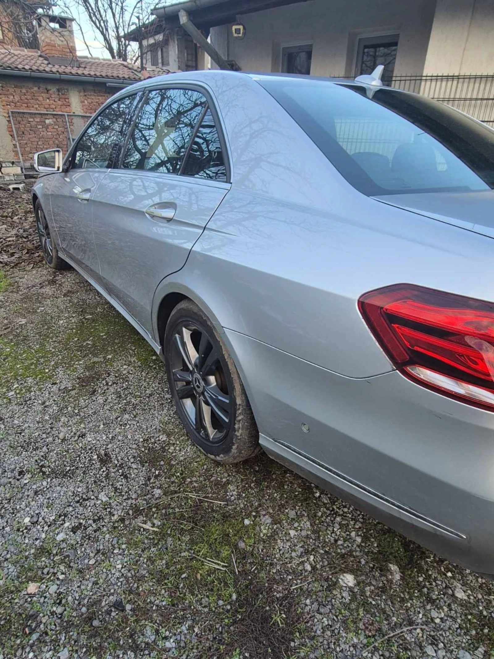 Mercedes-Benz E 220 W212 Facelift 2.2 CDI 170 к.с. 7G Tronic  - изображение 4