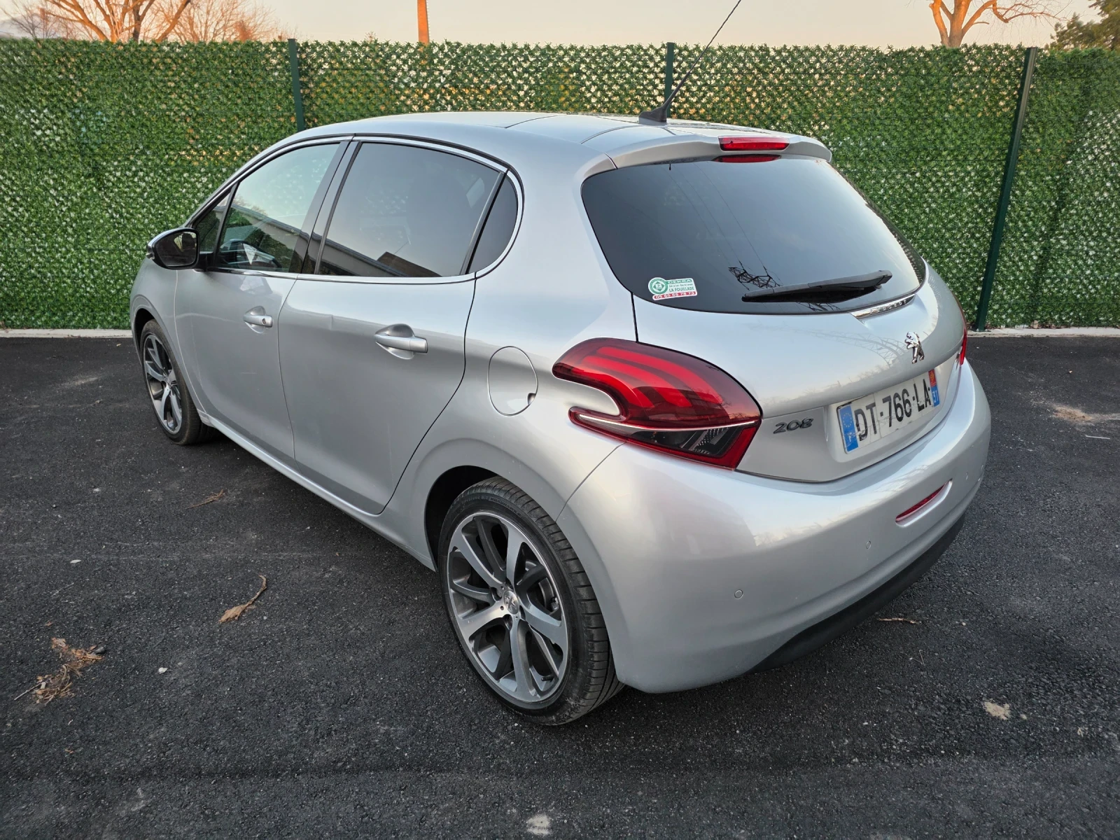 Peugeot 208 Navi panorama , снимка 2 - Автомобили и джипове - 53755273