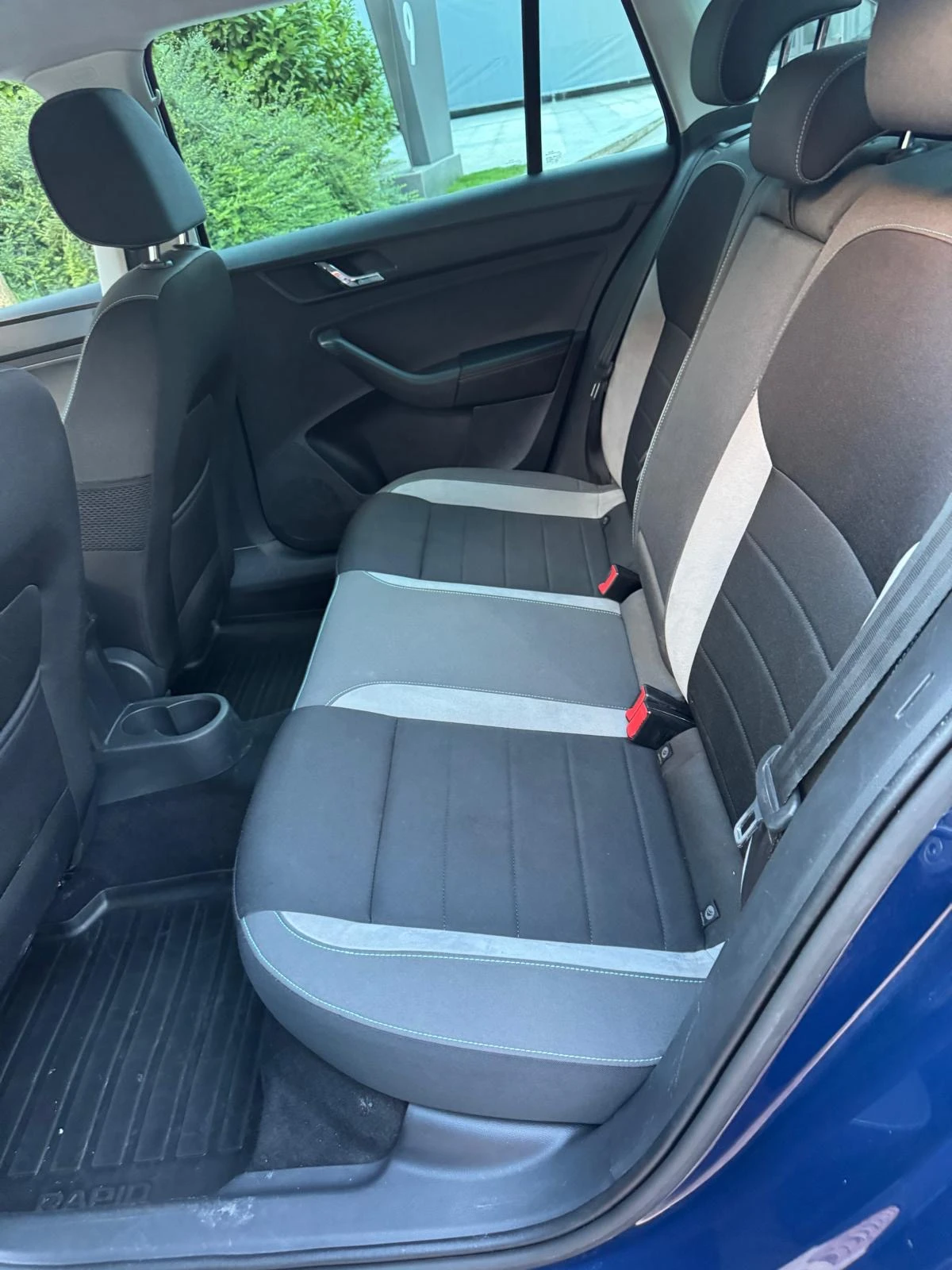 Skoda Rapid, снимка 11 - Автомобили и джипове - 54080496