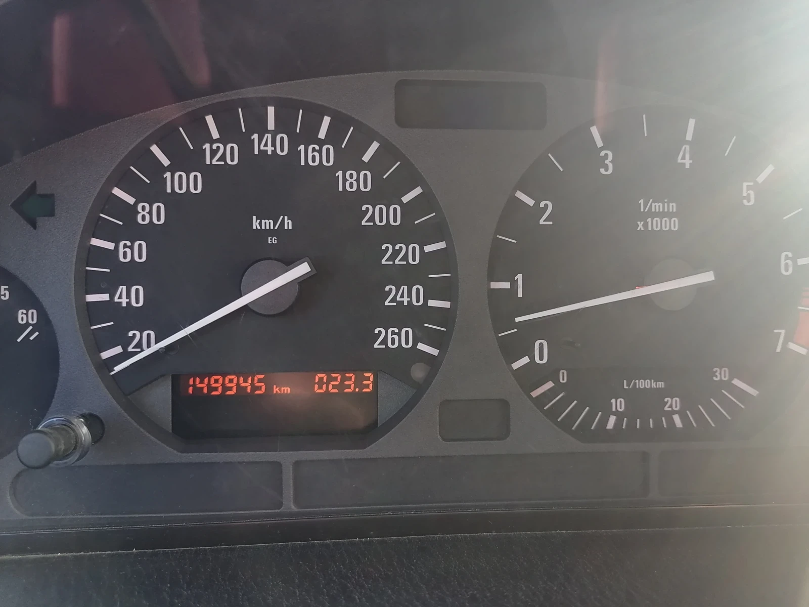 BMW 320, снимка 9 - Автомобили и джипове - 54634882