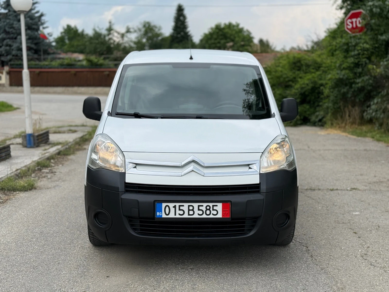 Citroen Berlingo 1.6HDI* КЛИМАТИК* ЕВРО 5* 2012, снимка 2 - Автомобили и джипове - 54800730