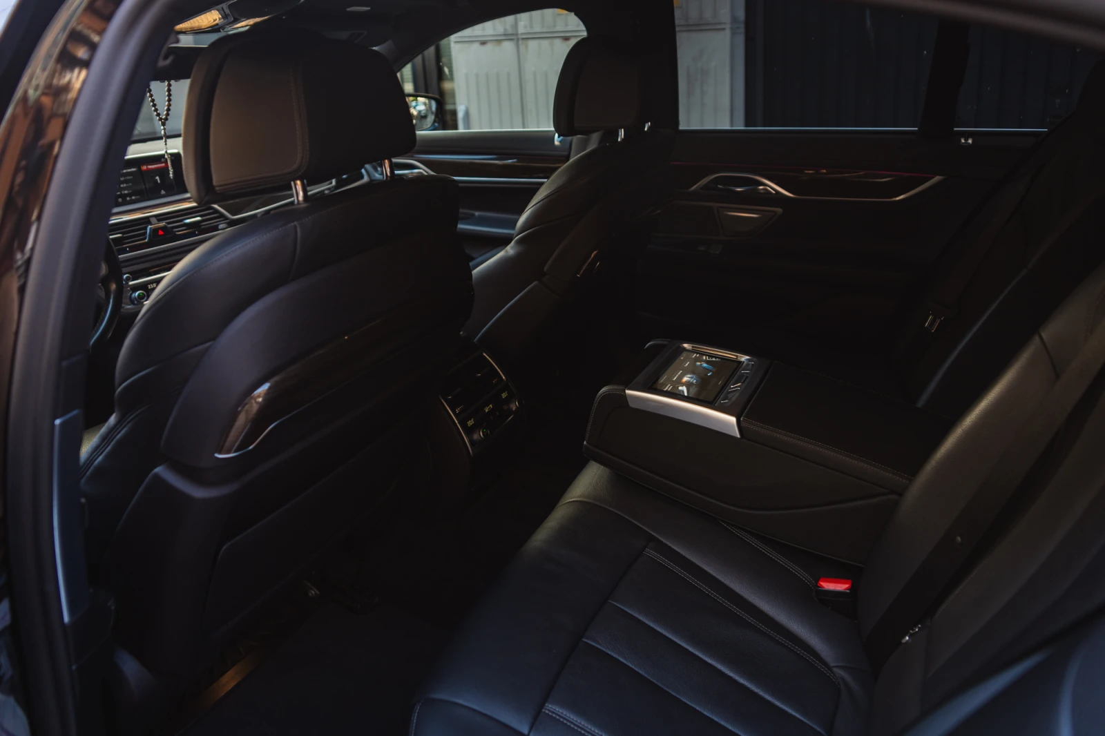 BMW 730 G11, снимка 14 - Автомобили и джипове - 54868393