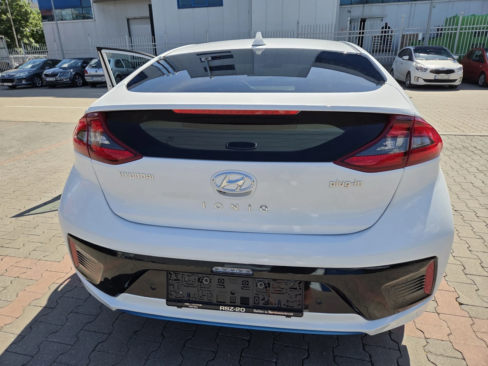 Hyundai Ioniq Hybrid , снимка 4 - Автомобили и джипове - 55091346
