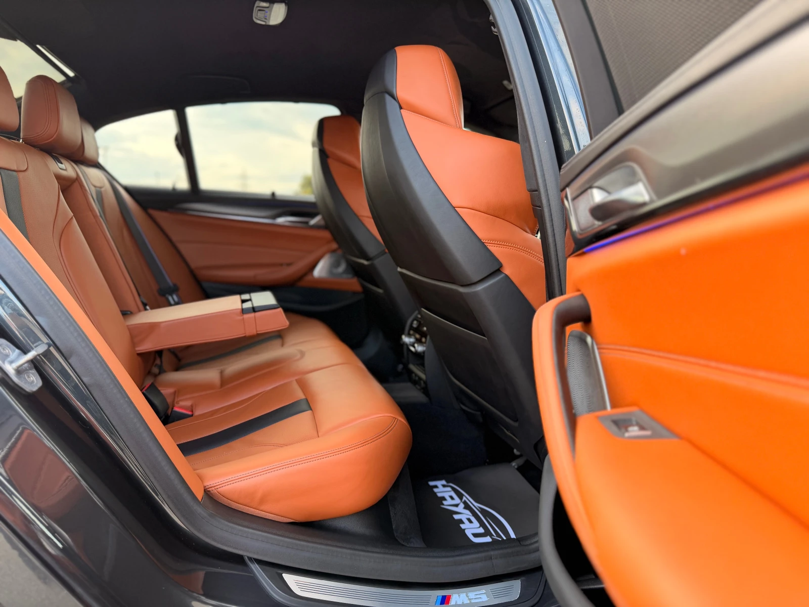 BMW M5 COMPETITION= XDRIVE= CARBON PACK= BOWERS & WILKINS, снимка 13 - Автомобили и джипове - 55144864