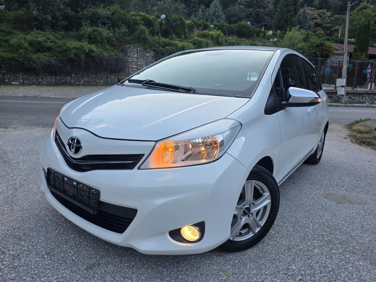 Toyota Yaris 1.33 VVT-i НАВИ КАМЕРА КЛИМАТИК ЕВРО 5B
