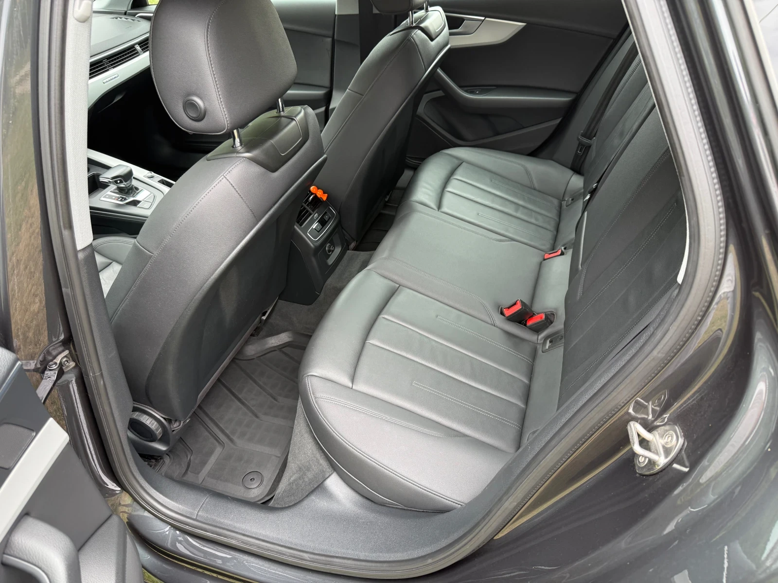 Audi A4 Allroad Matrix, снимка 9 - Автомобили и джипове - 55433655