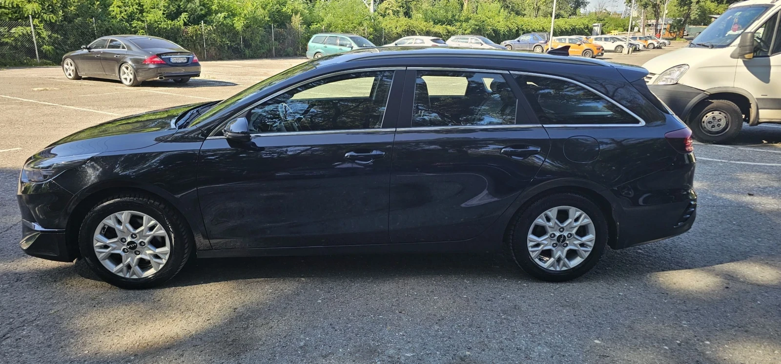 Kia Ceed 1.6 Нов Модел Нави Камера Белгия , снимка 2 - Автомобили и джипове - 55478256