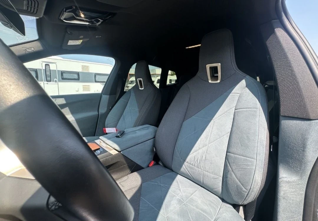 BMW iX 40Xdrive/Msport/H&K/360/, снимка 11 - Автомобили и джипове - 55548329