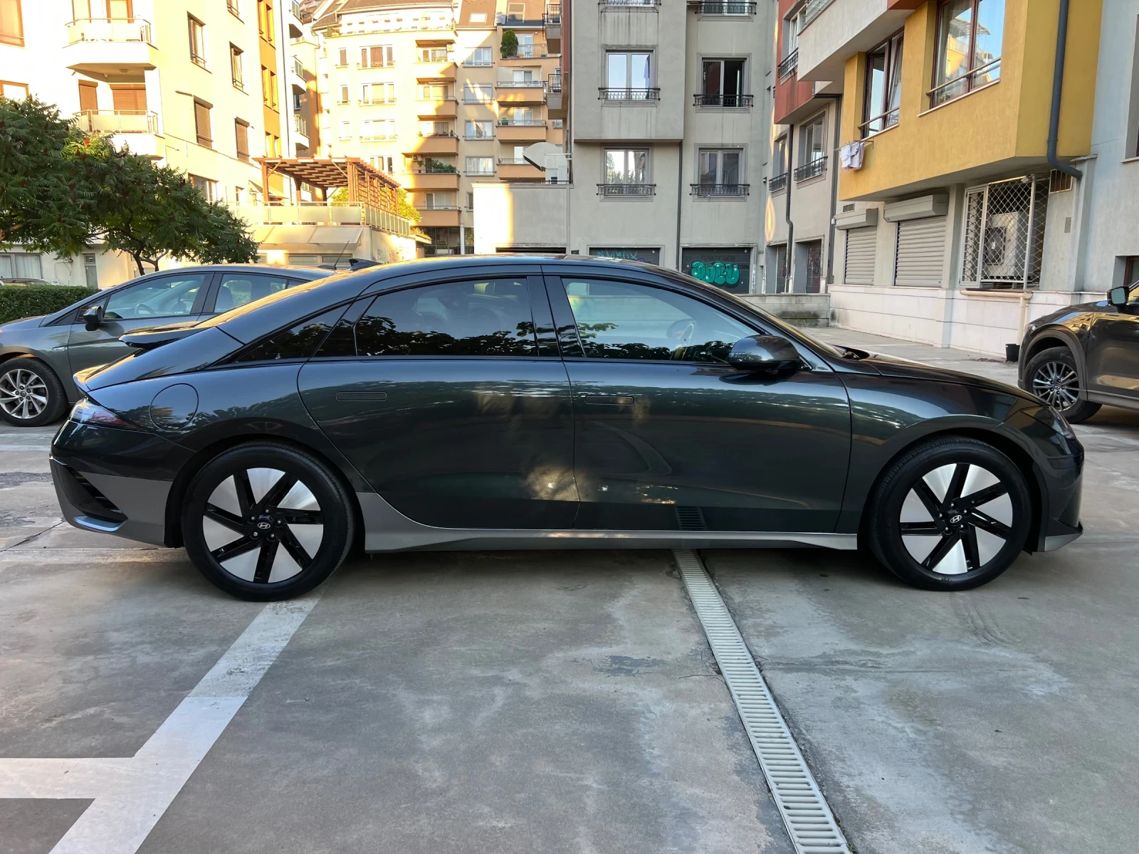 Hyundai Ioniq 6 77kWh RWD, снимка 3 - Автомобили и джипове - 55737778