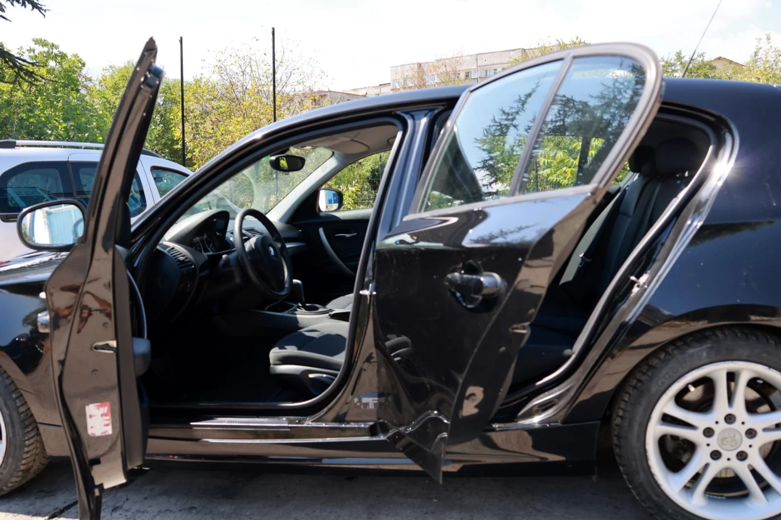 BMW 118 118 d, снимка 6 - Автомобили и джипове - 55838247