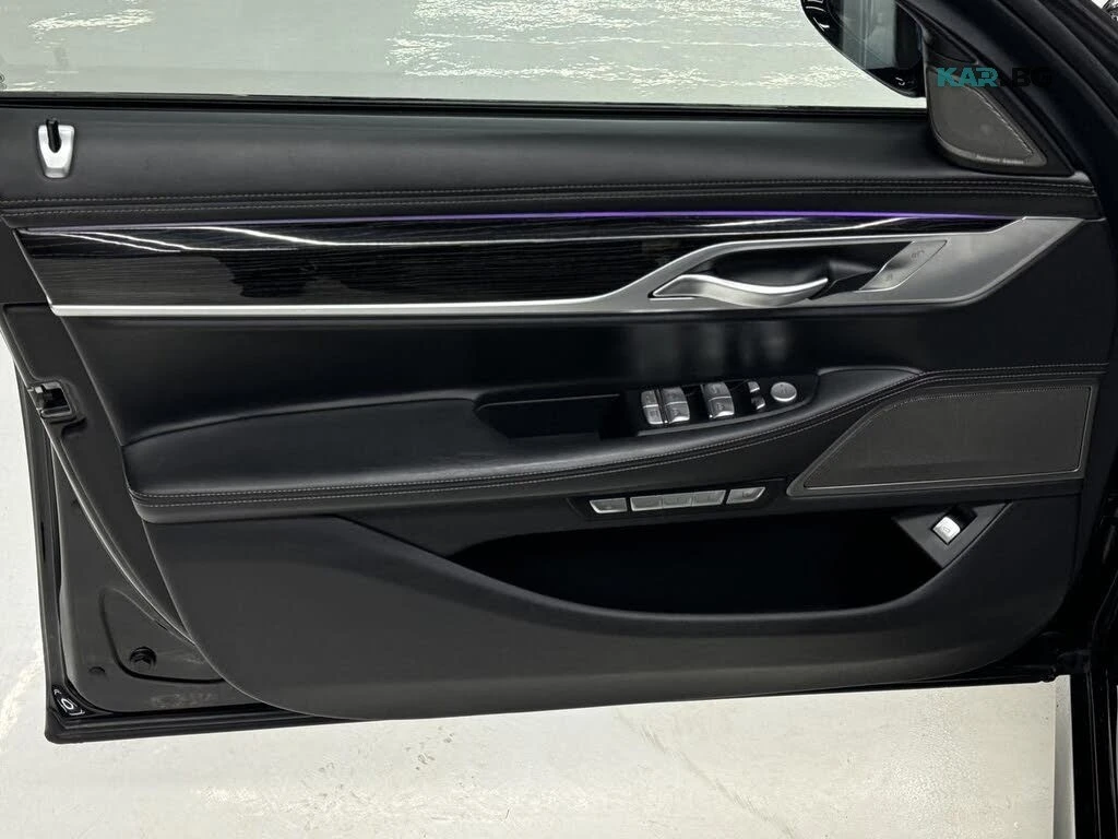 BMW 750 xDrive * 360-CAM * АвтоКредит * (ЦЕНА ДО БГ), снимка 6 - Автомобили и джипове - 55930807
