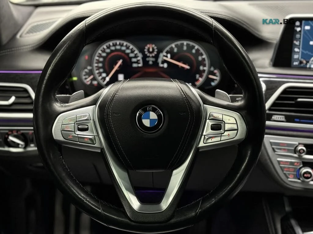 BMW 750 xDrive * 360-CAM * АвтоКредит * (ЦЕНА ДО БГ), снимка 8 - Автомобили и джипове - 55930807