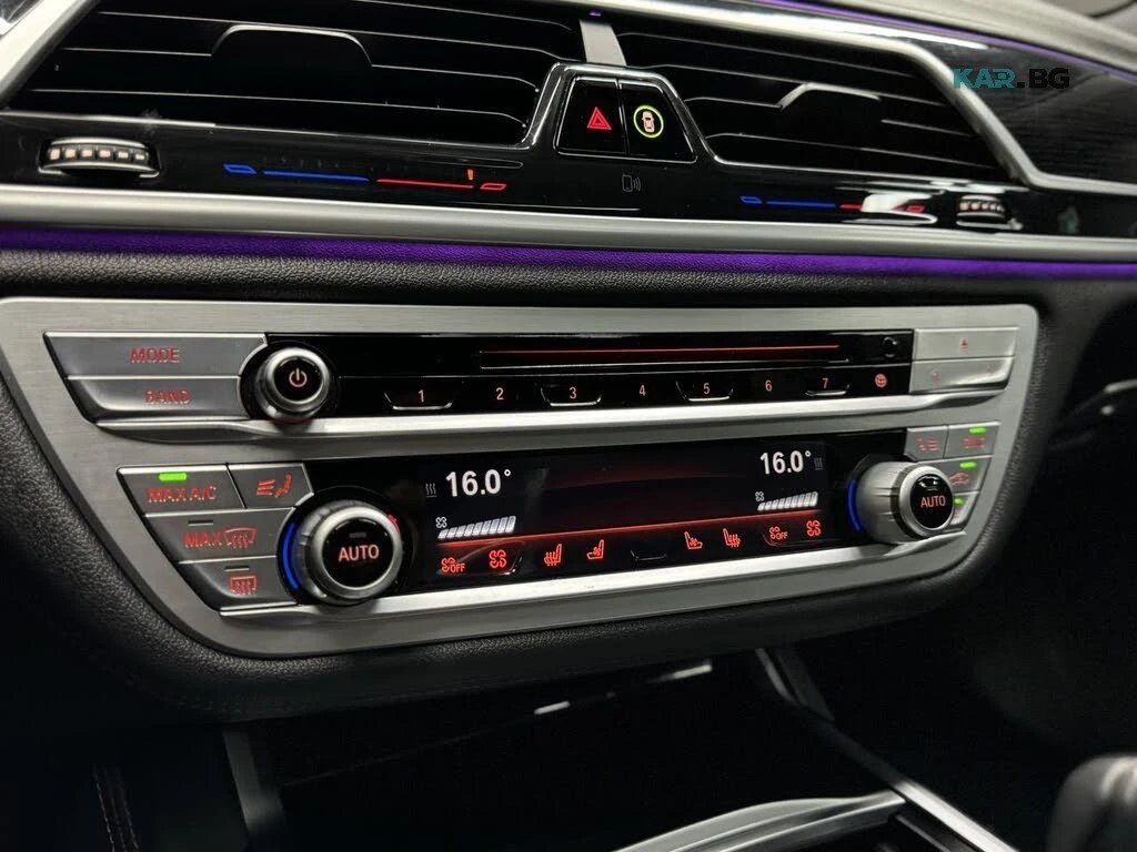 BMW 750 xDrive * 360-CAM * АвтоКредит * (ЦЕНА ДО БГ), снимка 12 - Автомобили и джипове - 55930807
