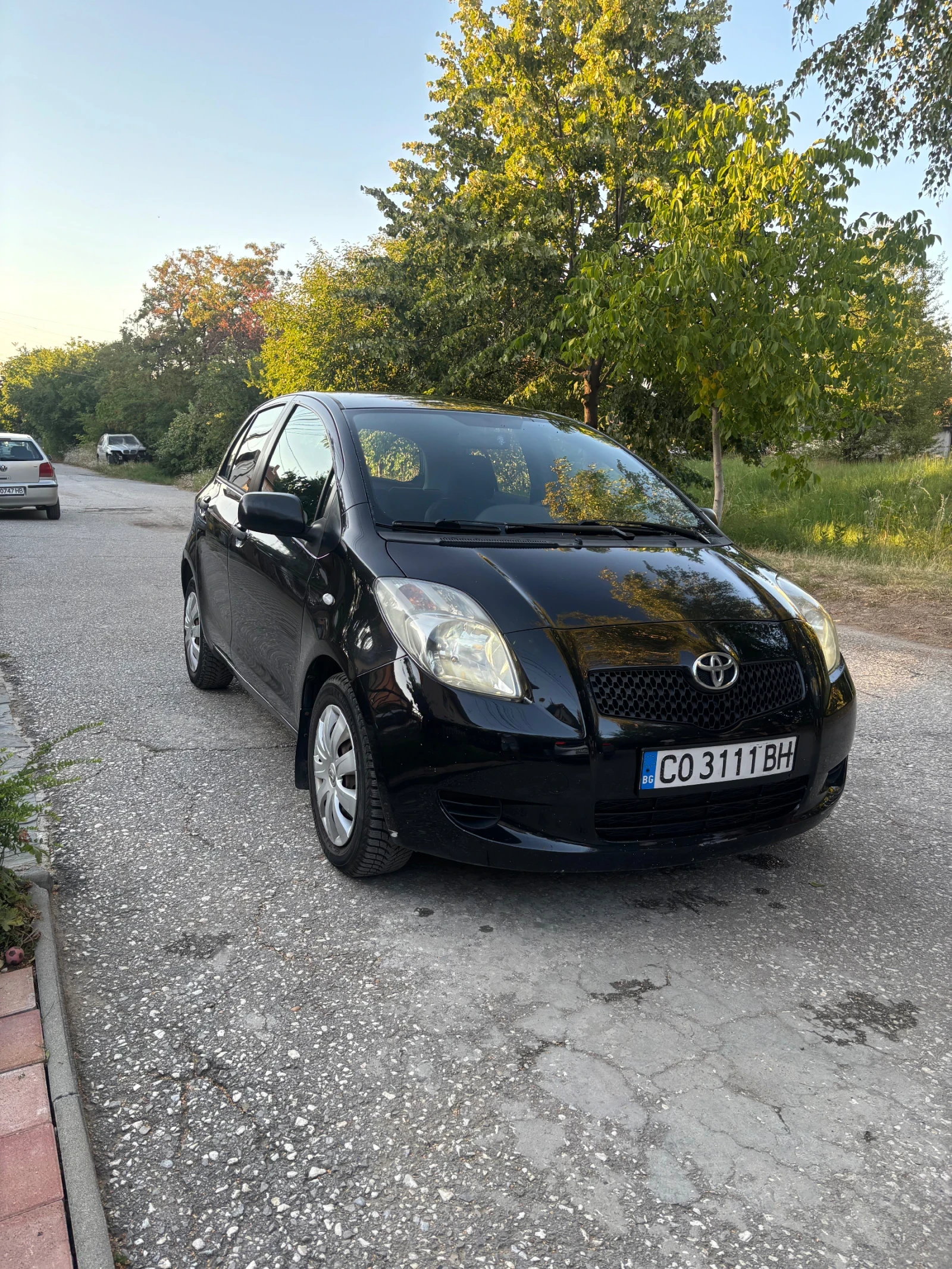 Toyota Yaris, снимка 5 - Автомобили и джипове - 55972703