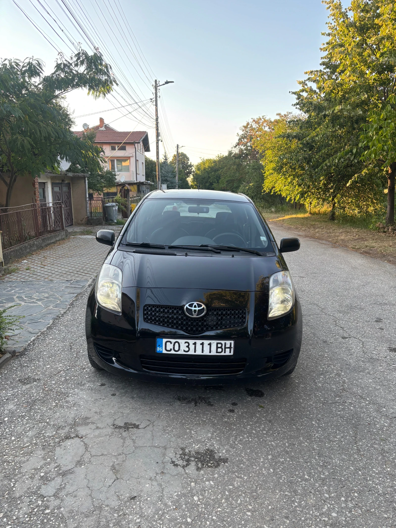 Toyota Yaris, снимка 4 - Автомобили и джипове - 55972703