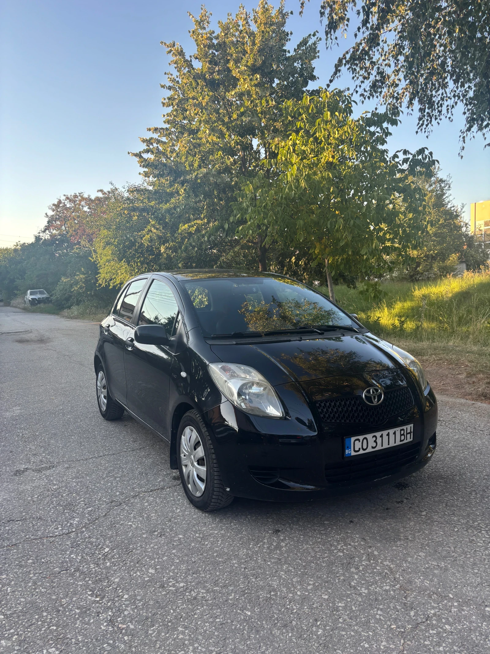 Toyota Yaris, снимка 2 - Автомобили и джипове - 55972703