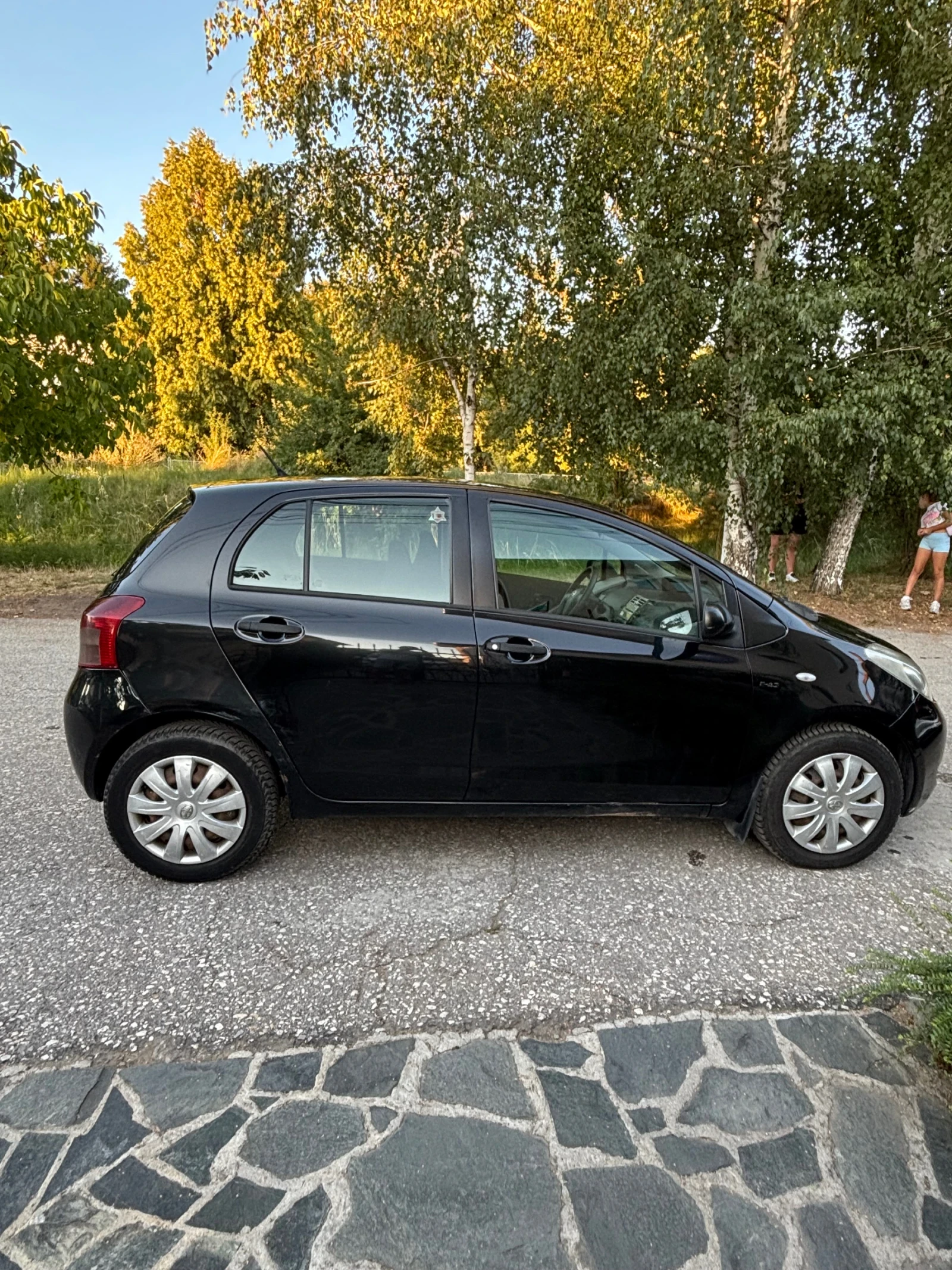 Toyota Yaris, снимка 10 - Автомобили и джипове - 55972703