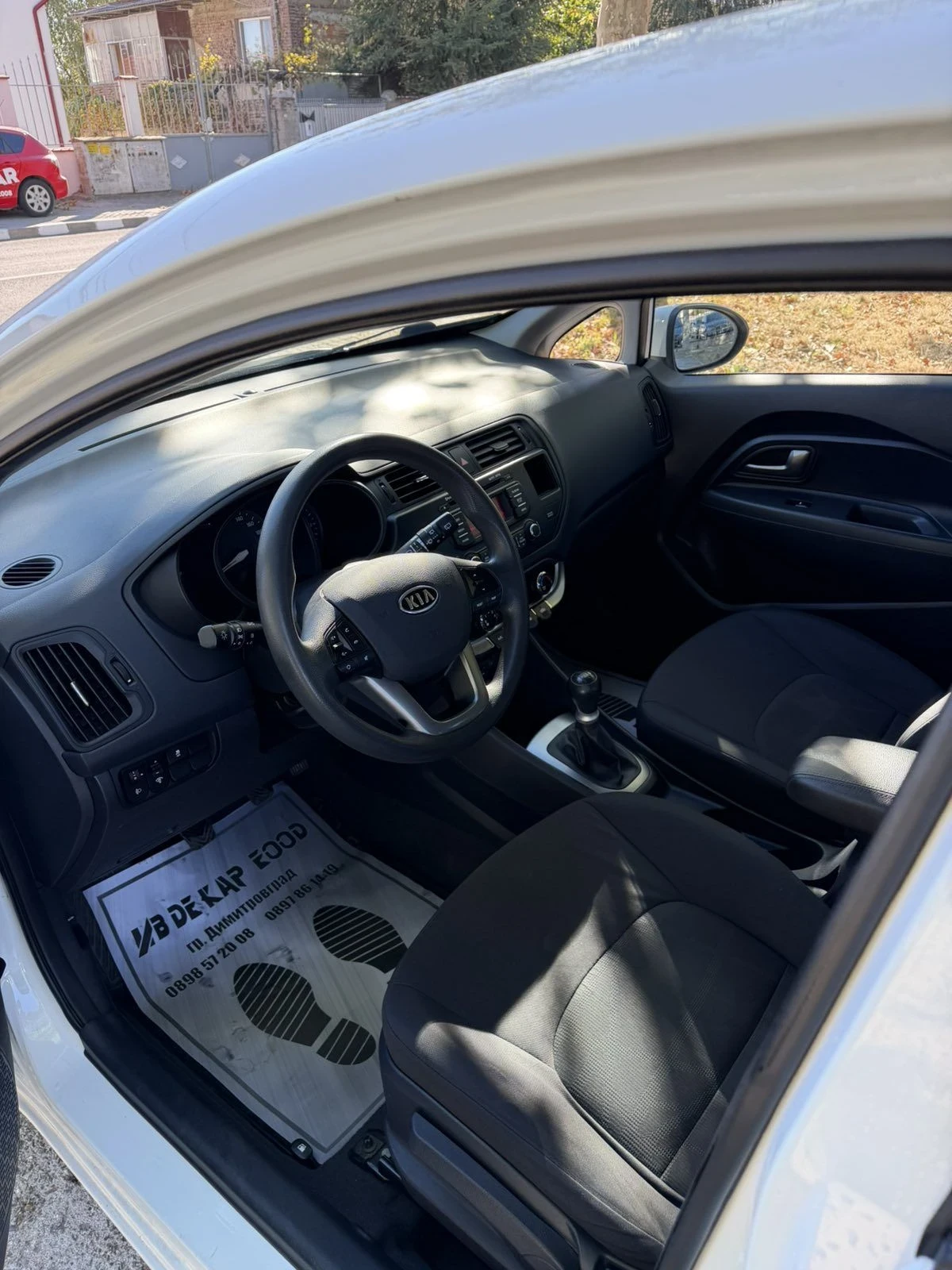 Kia Rio, снимка 10 - Автомобили и джипове - 56360515