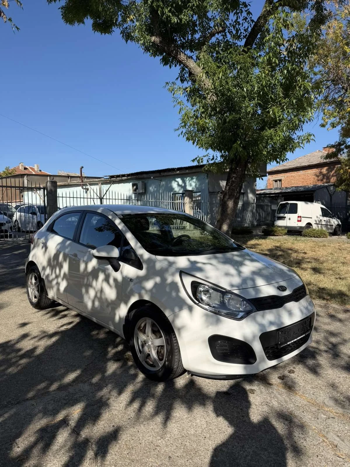 Kia Rio, снимка 3 - Автомобили и джипове - 56360515