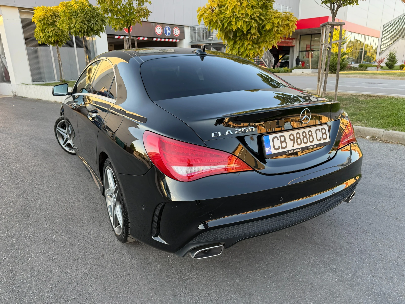 Mercedes-Benz CLA 250, снимка 7 - Автомобили и джипове - 56377157
