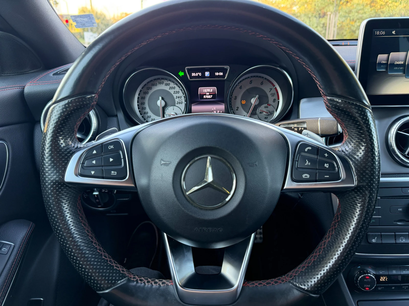 Mercedes-Benz CLA 250, снимка 13 - Автомобили и джипове - 56377157
