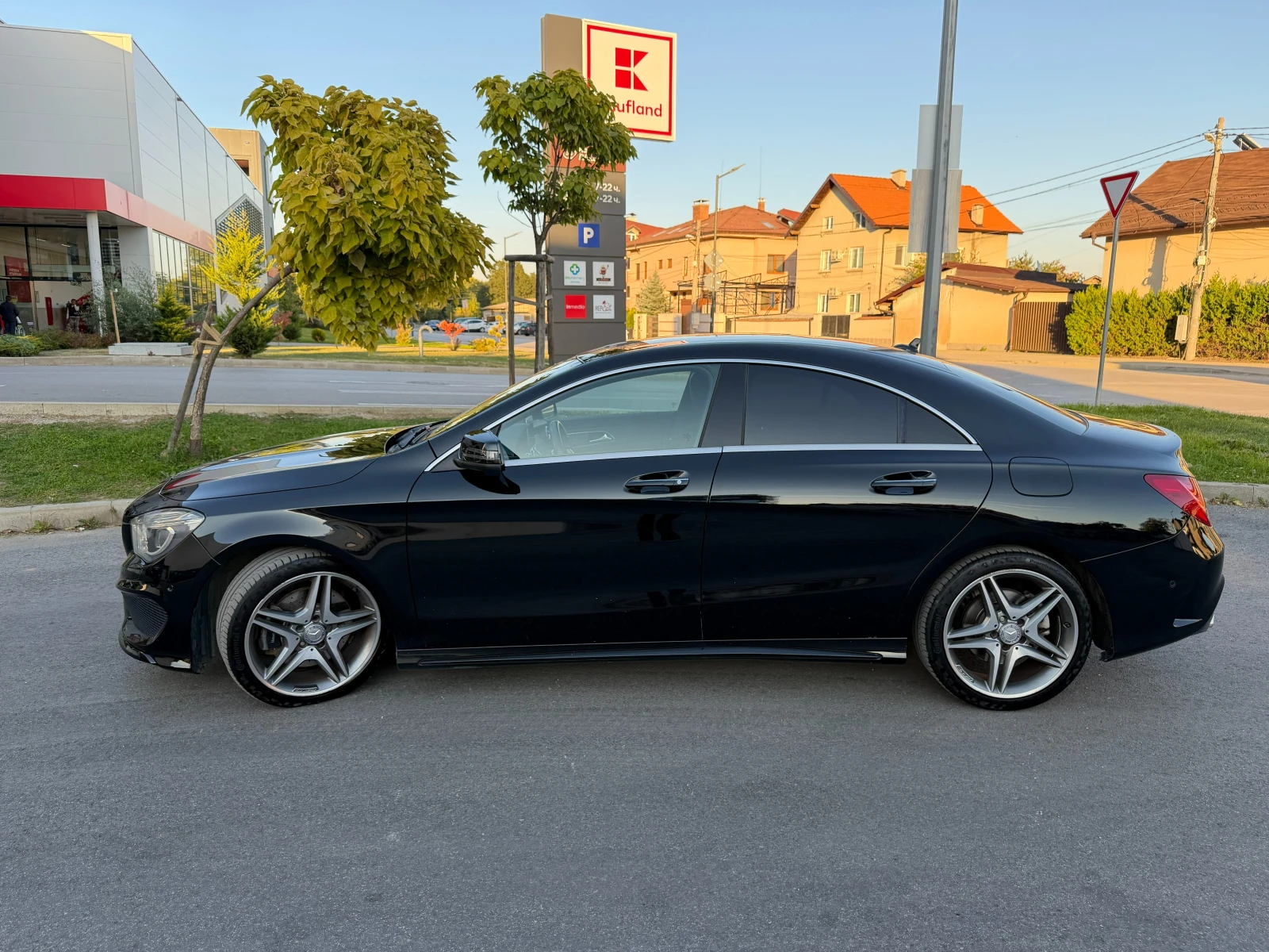 Mercedes-Benz CLA 250