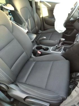 Kia Sportage 2.0 CRDI, снимка 7