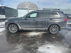 BMW X7 xDrive40i  CARFAX, снимка 2 - Автомобили и джипове - 53654802