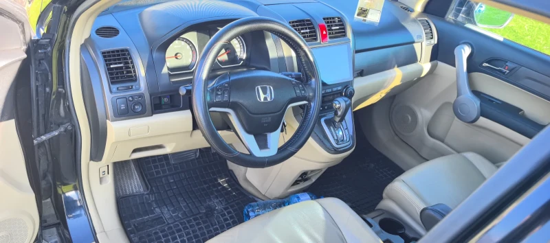Honda Cr-v, снимка 4 - Автомобили и джипове - 52789470