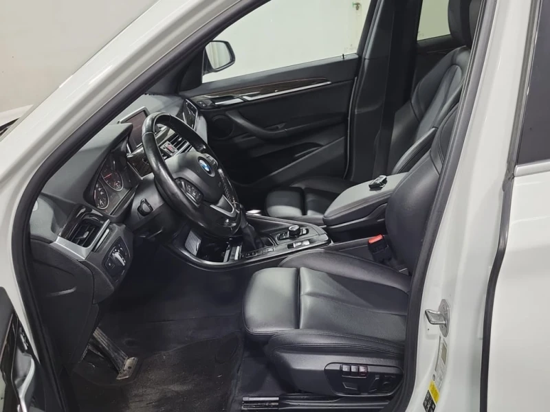 BMW X1 * xDrive28i * CARFAX * БЕЗ ПЪРВОНАЧАЛНА ВНОСКА, снимка 2 - Автомобили и джипове - 52950376