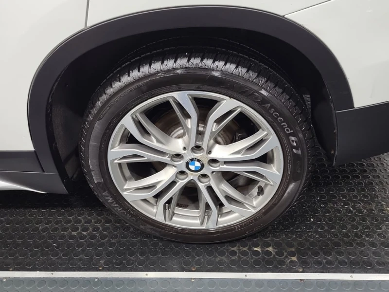 BMW X1 * xDrive28i * CARFAX * БЕЗ ПЪРВОНАЧАЛНА ВНОСКА, снимка 11 - Автомобили и джипове - 52950376