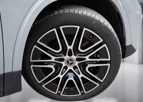 Mercedes-Benz GLA 220 d 4Matic = AMG Line = Advanced Plus Гаранция, снимка 3 - Автомобили и джипове - 55324970