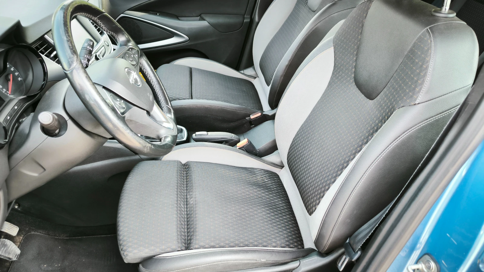 Opel Crossland X 1.2 - изображение 4
