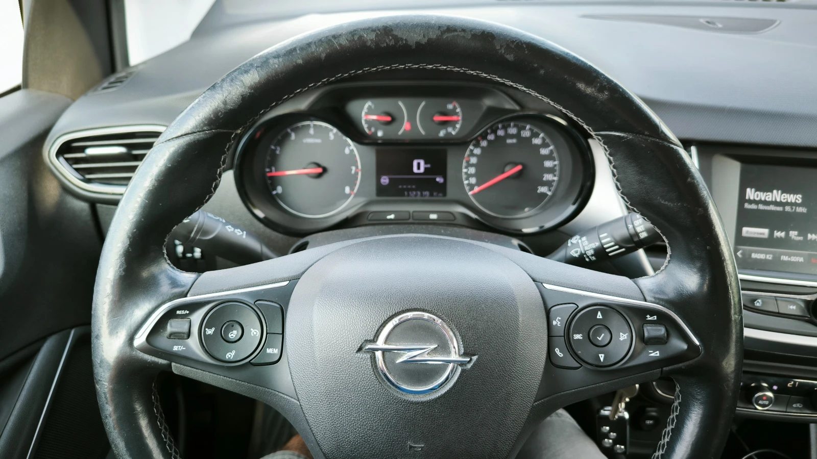 Opel Crossland X 1.2 - изображение 6