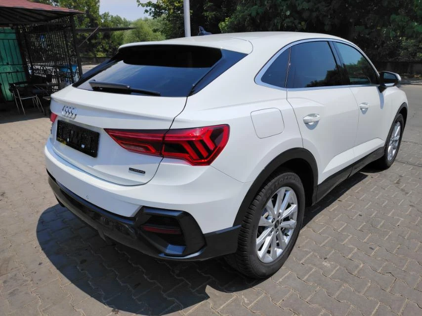 Audi Q3 Sportback SPORTBACK-35QUATRO-s tronic-2.0TDi-150кс-КАТО НОВА - изображение 6