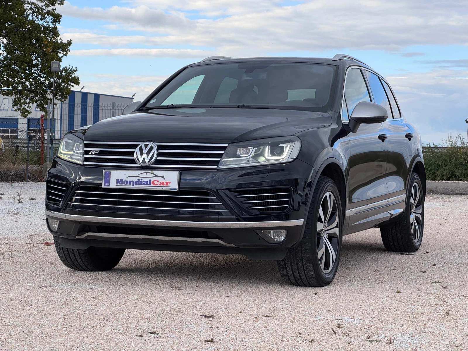 VW Touareg 3.0 tdi 262kc R-line Facelift Full Options - изображение 2