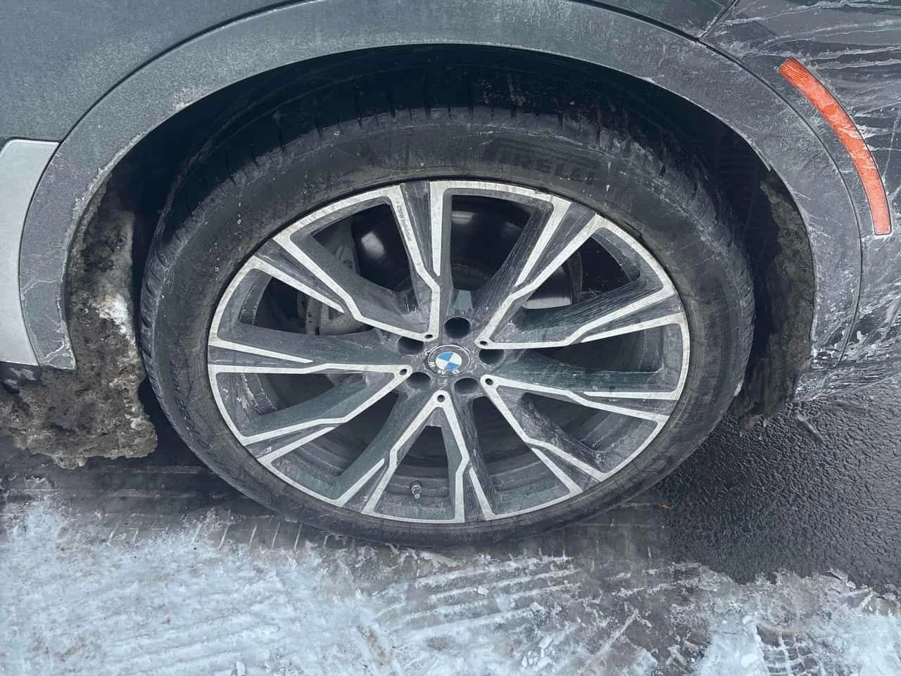 BMW X7 xDrive40i  CARFAX | Mobile.bg � ����������� 7