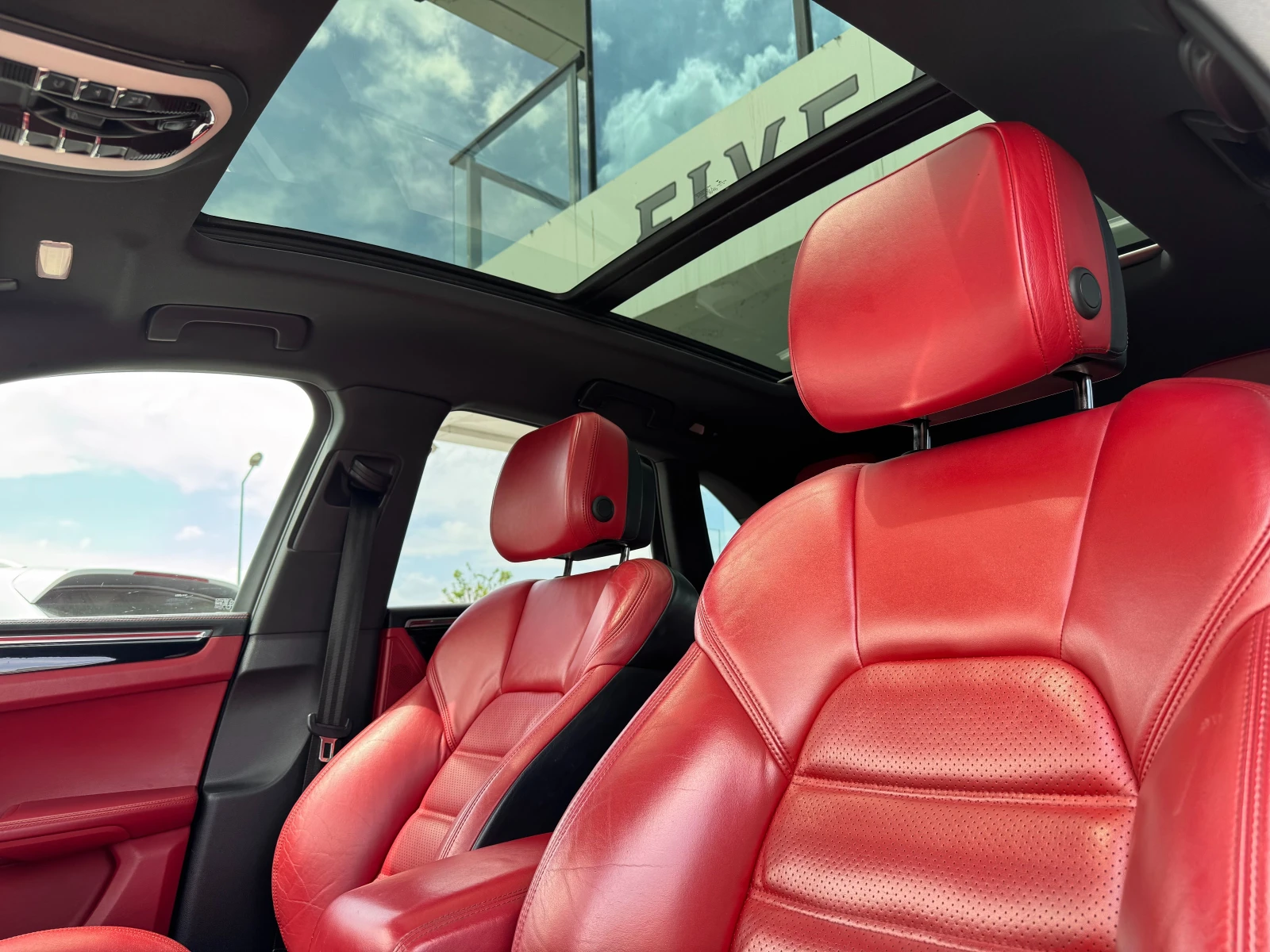 Porsche Macan / S / DIESEL / PANO / , снимка 12 - Автомобили и джипове - 54565522