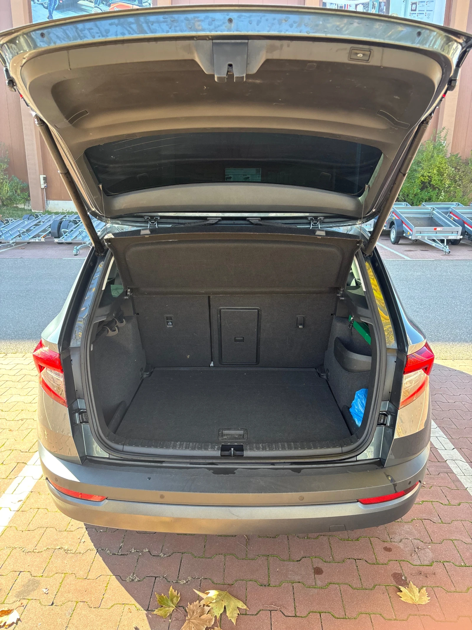 Skoda Karoq 1.6 TDI, снимка 14 - Автомобили и джипове - 55357341