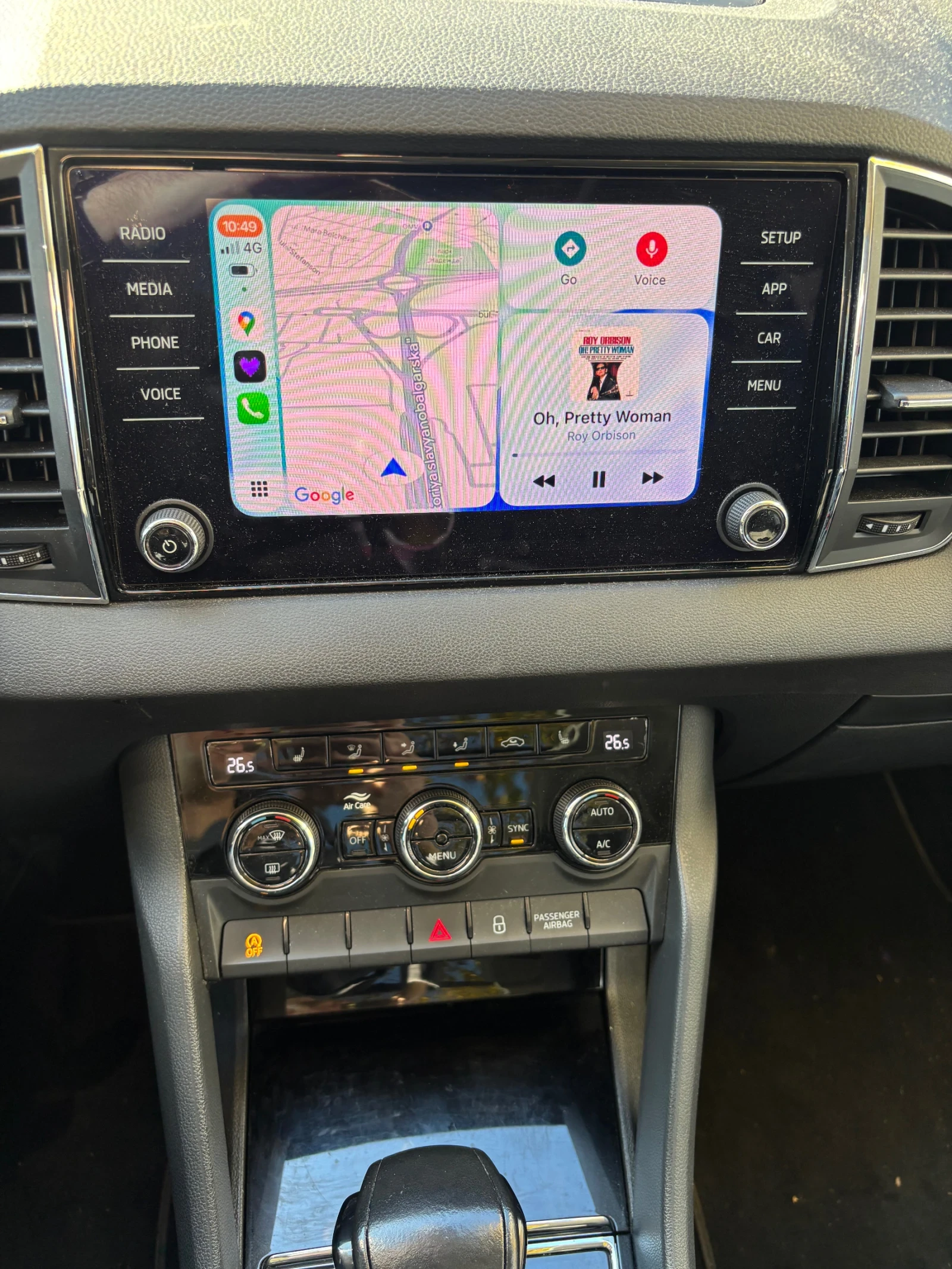 Skoda Karoq 1.6 TDI, снимка 9 - Автомобили и джипове - 55357341