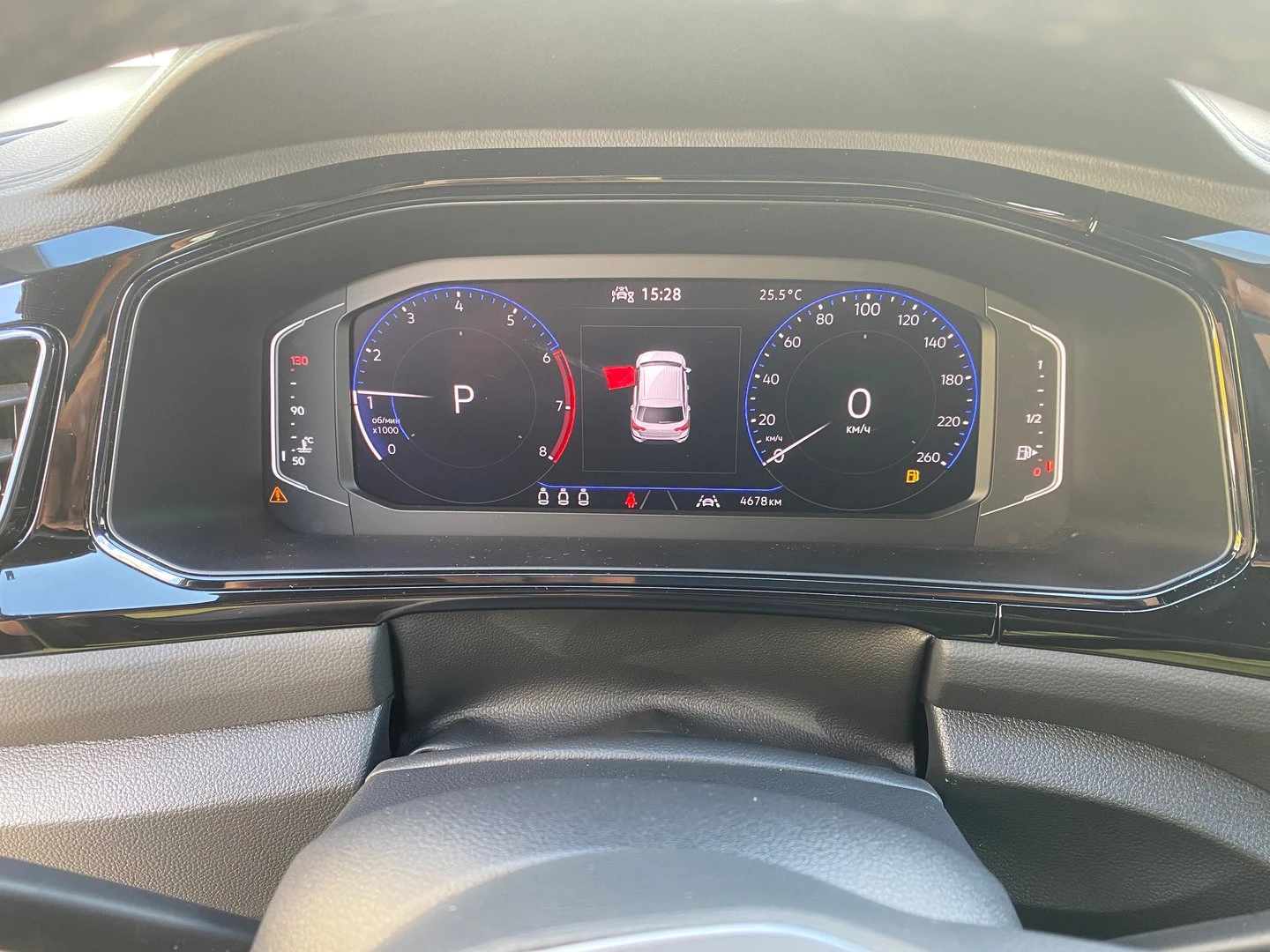 VW T-Roc, снимка 7 - Автомобили и джипове - 56422640