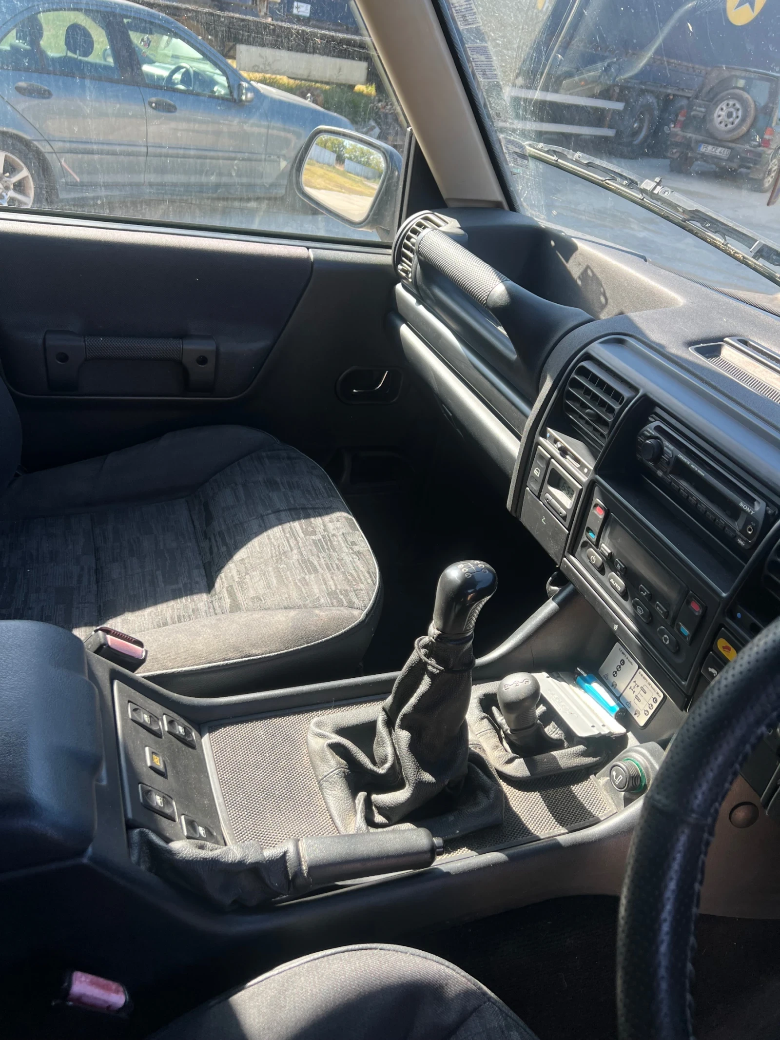 Land Rover Discovery Td5, снимка 9 - Автомобили и джипове - 56633647