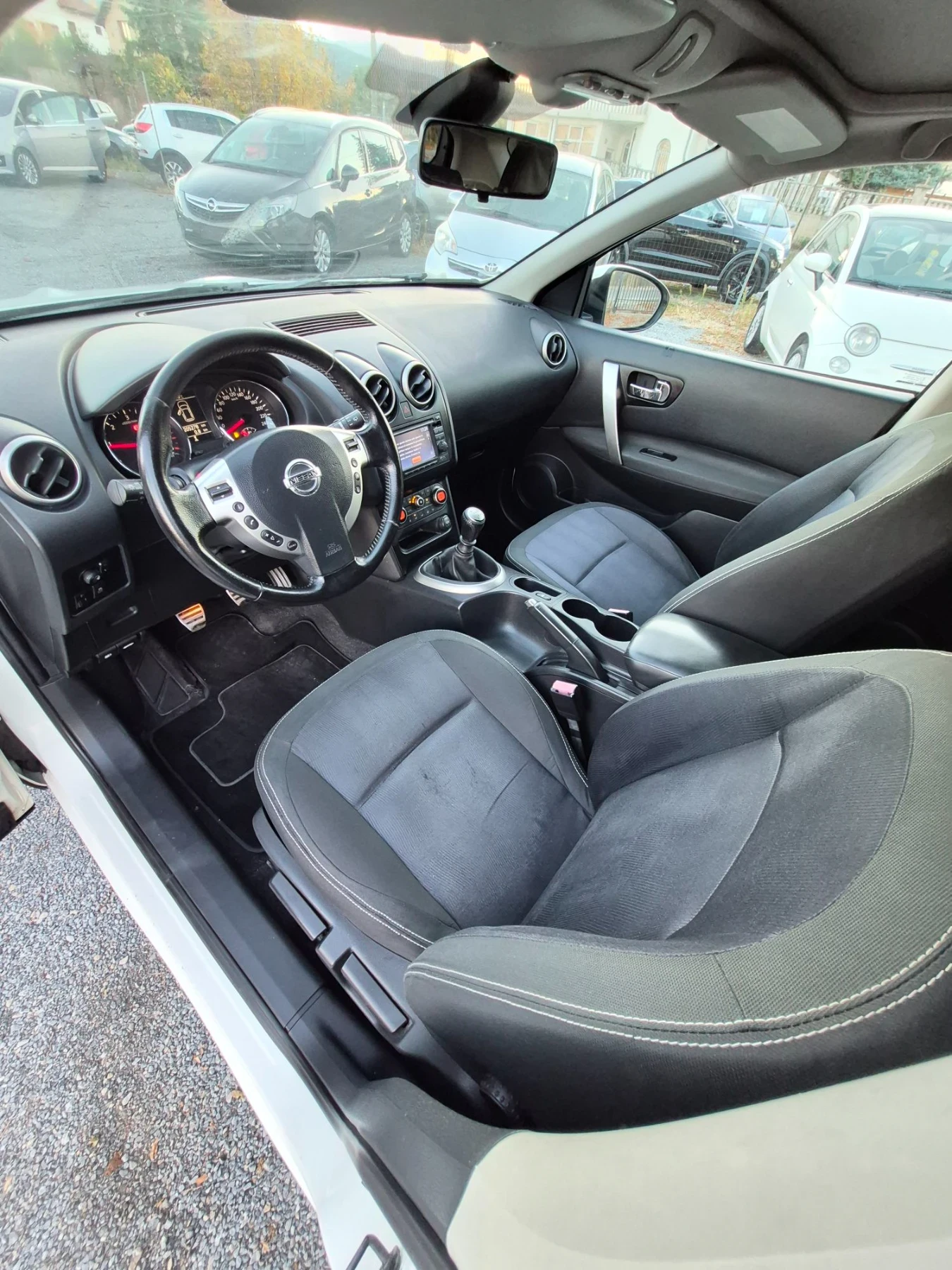 Nissan Qashqai 1.5 DCI  n-tec - Evro 5, снимка 10 - Автомобили и джипове - 56647737