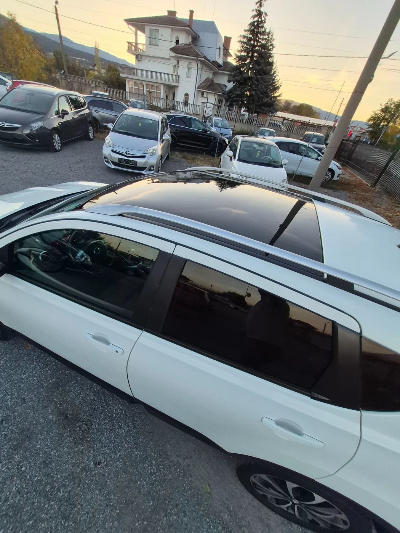 Nissan Qashqai 1.5 DCI  n-tec - Evro 5, снимка 13 - Автомобили и джипове - 56647737